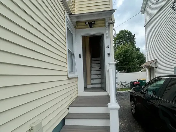 45 Mason Ave Floor 2, North Attleboro, MA 02760
