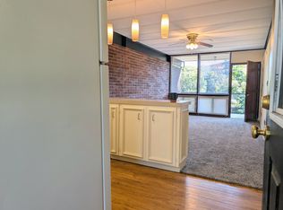 7 S University Ave #8, Fayetteville, AR 72701