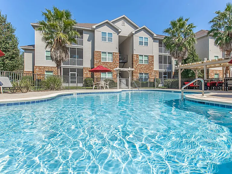 Crosswinds Apartments — Photo 16
