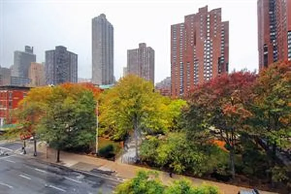 Rented by Douglas Elliman | media 30