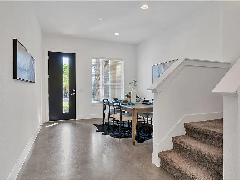 8922 Menchaca Rd #102 — Photo 3