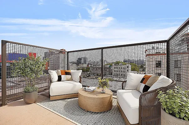 Rented by Watermark Capital Management LLC | media 10