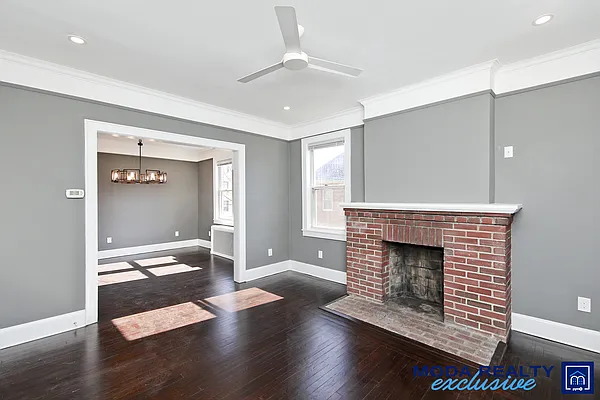 Rented by Moda Realty | media 2