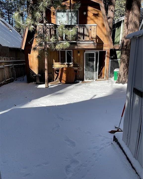 2nd image of 42763 La Cerena Ave