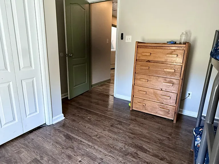 110 Cherry Grove Dr — Photo 17