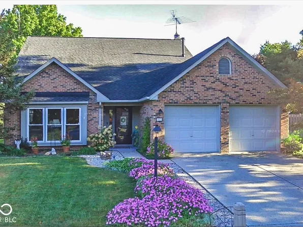 7822 Ashton Ln, Fishers, IN 46038