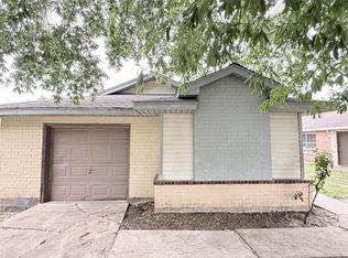 15821 Ridgecroft Rd, Houston, TX 77053