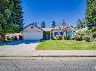 8507 Eagles Landing Dr, Bakersfield, CA 93312