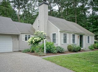 5 Oakwood Ln #3, Kennebunk, ME 04043