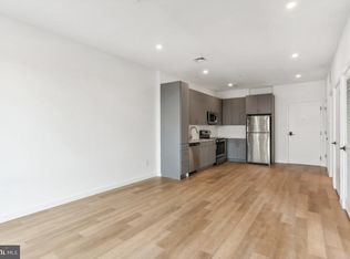 1701 N Front St #801, Philadelphia, PA 19122