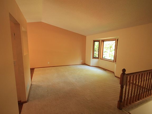 4th image of 2874 93rd Ave NE