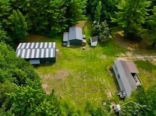 1633 S Dickenson Rd, Shepherd, MI 48883