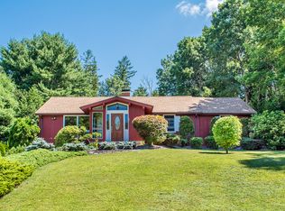 27 Grandview St, Tolland, CT 06084