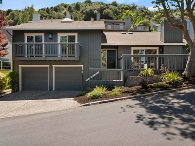 1828 Saint Andrews Dr, Moraga, CA, 94556