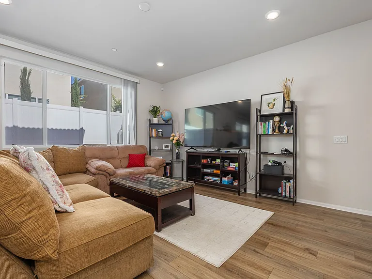 36442 Flare Dr — Photo 6