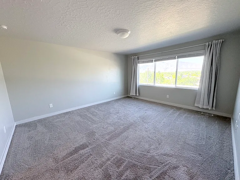 1397 S 570 W — Photo 11