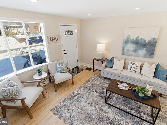 2nd image of 2003 Heather Rd