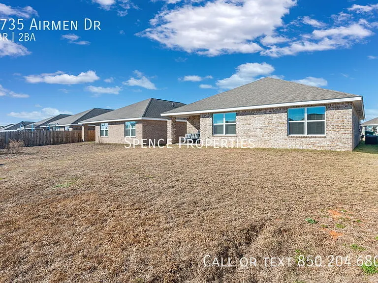 4735 Airmen Dr — Photo 35
