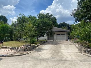 10206 Oboe Dr, Houston, TX 77025