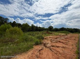 8 Taylor Mills Rd, Byhalia, MS 38611