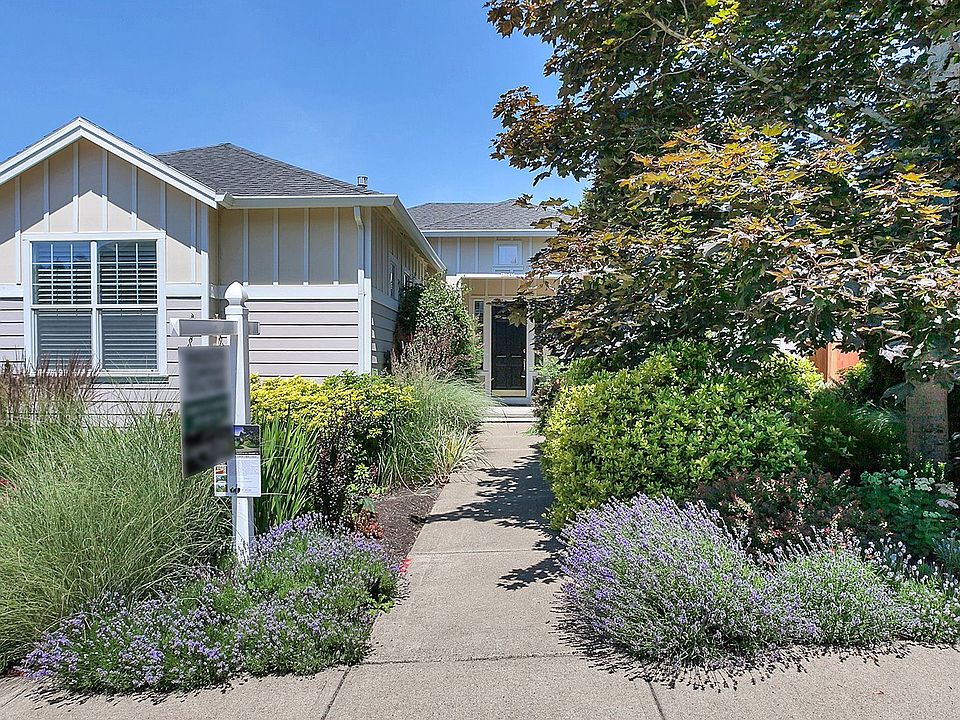 1st image of 12245 SW Whistlers Ln