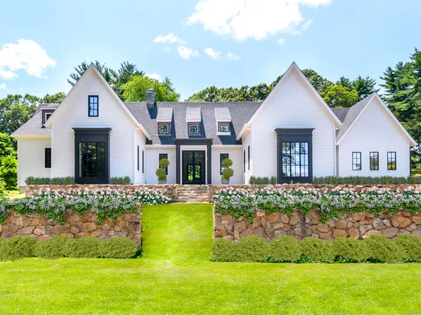 40 Woodbine Road, Stamford, CT 06903