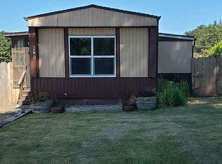 875 Delaware Ave SE, Bandon, OR 97411