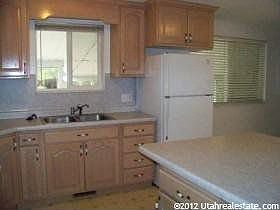 3rd image of 651 Kingston Dr