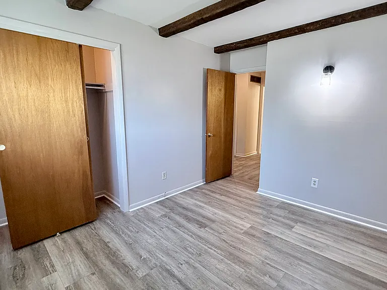 1007 N 10th St — Photo 37