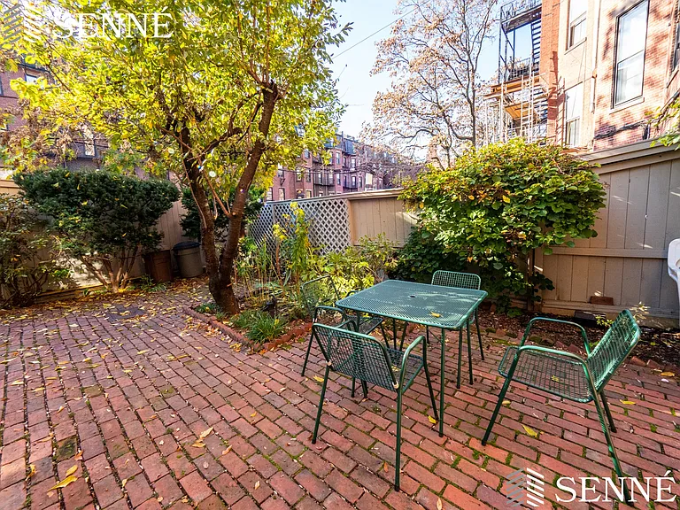218 Commonwealth Ave #2 — Photo 25
