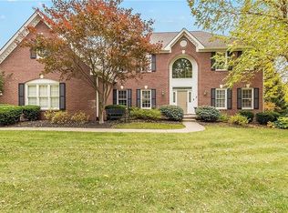 14451 Quail Pointe Dr, Carmel, IN 46032