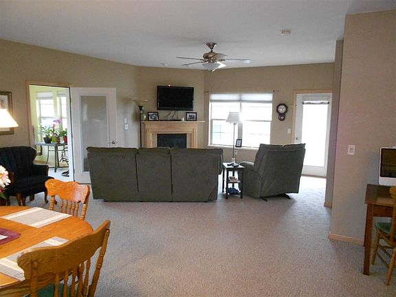 3rd image of 709 Clardell Dr #709