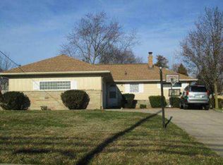 7586 Hoertz Rd, Parma, OH 44134