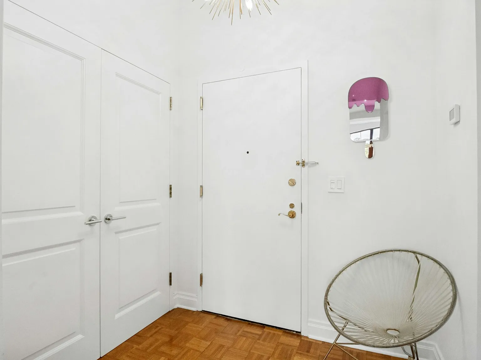 1 bed, 1.5 bath, 1550 sqft, $4,900 — Photo 3