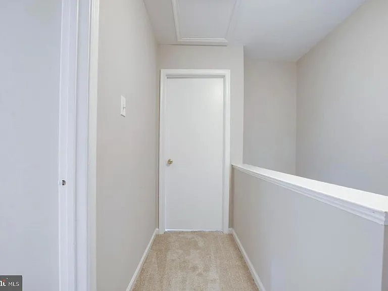 3153 Antrim Cir — Photo 9