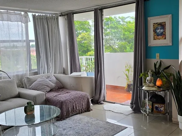 1300 NE Miami Gardens Drive #506E, Miami, FL 33179