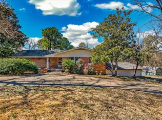 1717 Church Ct, Bartlesville, OK 74006