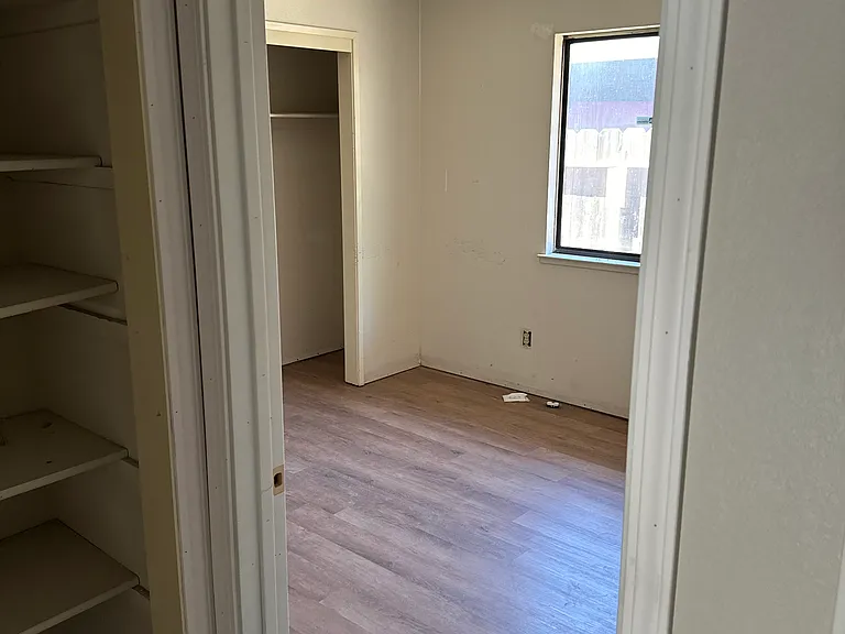 2804 Lahontan Dr — Photo 5