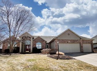 8708 Greyhawk Dr, Fort Wayne, IN