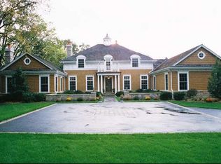 1188 S Estate Ln, Lake Forest, IL 60045