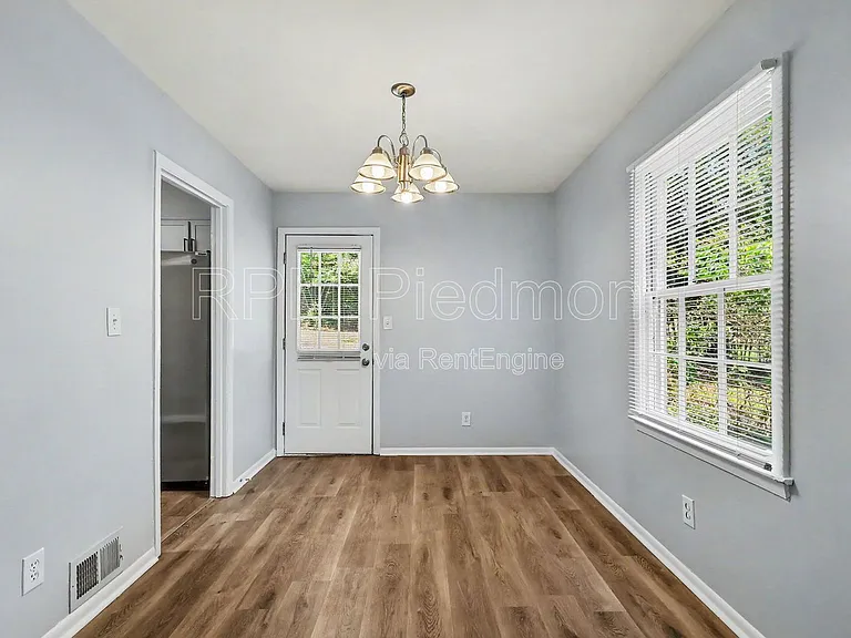 2642 Hatfield Cir SE — Photo 11