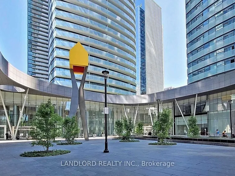 14 York St #5209 — Photo 28