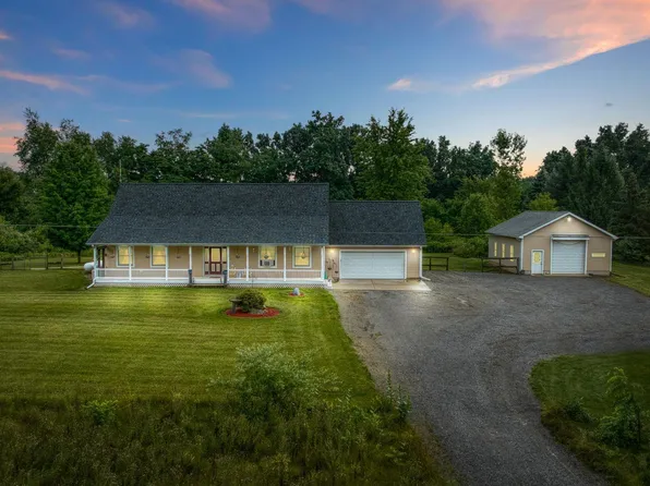 7445 Crego Rd, Brooklyn, MI 49230