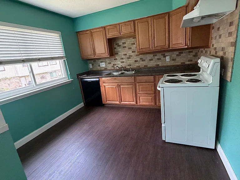 12306 Taylors Crossing Dr — Photo 8