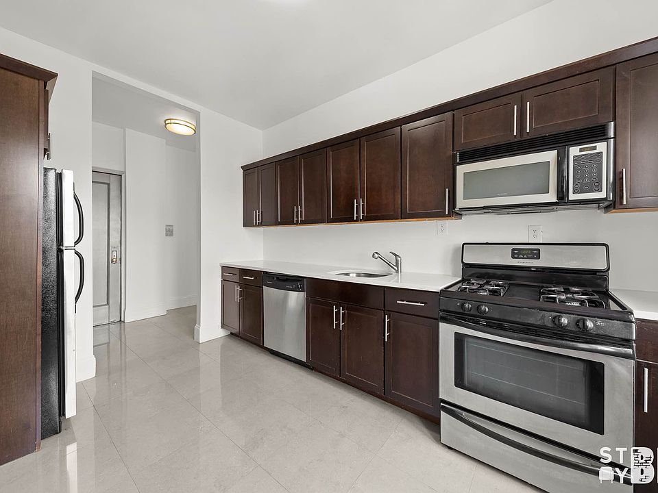1st image of 710 Avenue S #D17