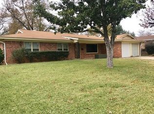 1970 Shelman Trl, Fort Worth, TX 76112