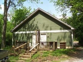 248 Vine St