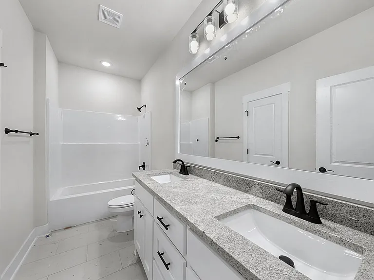 284 Stoneykirk Dr — Photo 19