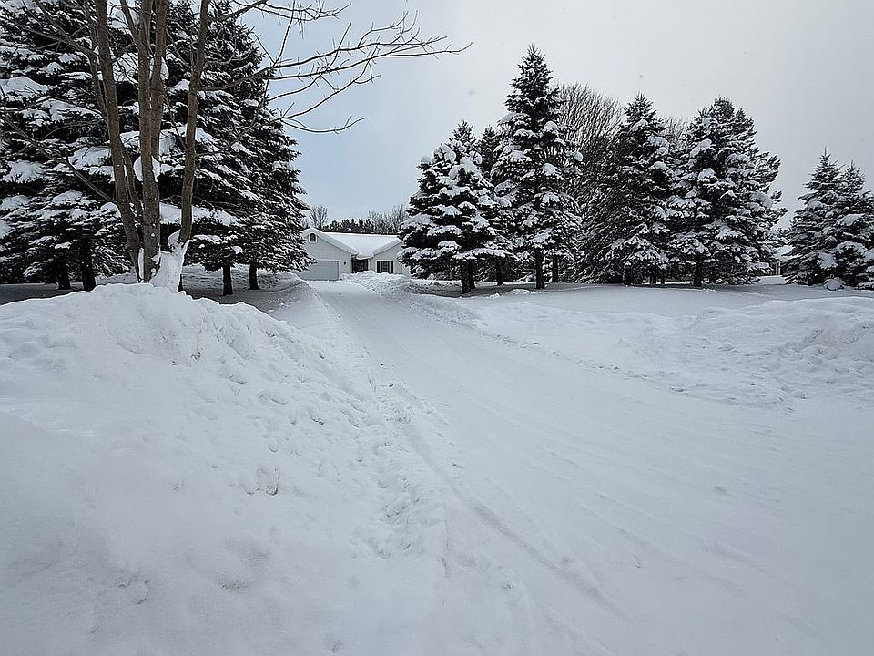 1st image of 2753 Old Barn Rd