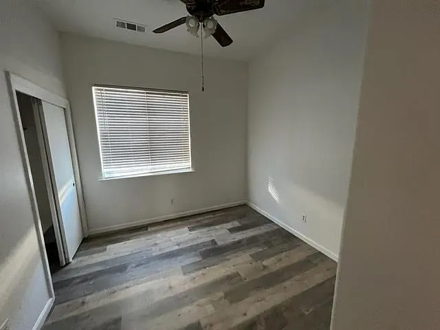 4047 Strolling Ct — Photo 5